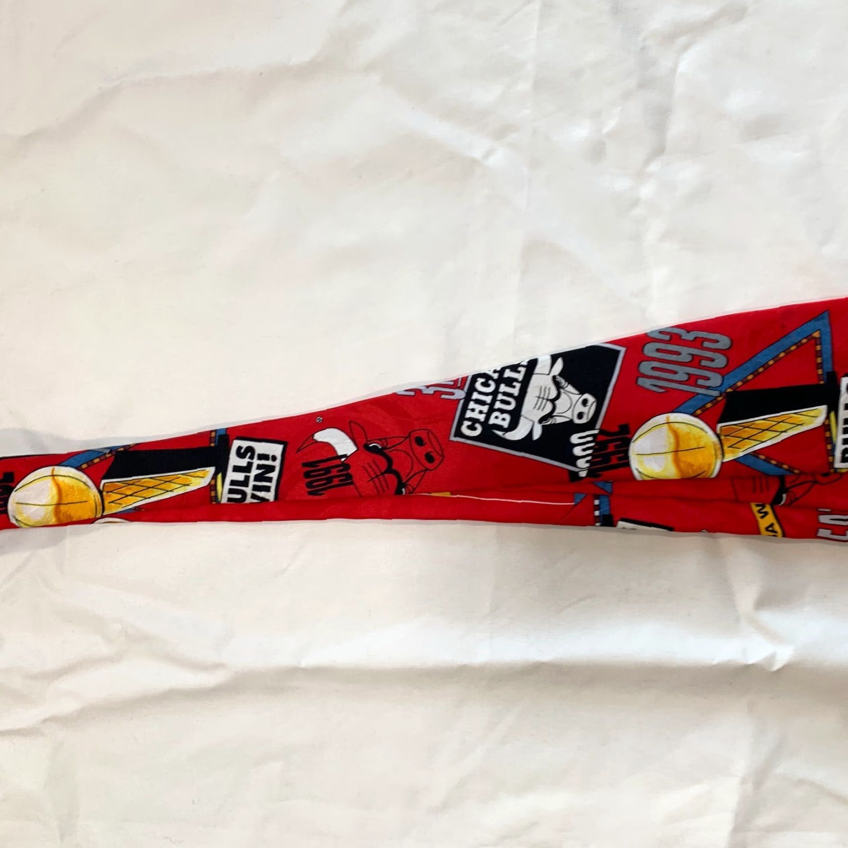 Vintage VINTAGE Chicago Bulls Tie Red 100% Silk Mens Made In USA NWT 3 Peat 90s RM Sport Silk Tie Size ONE SIZE - 5 Thumbnail
