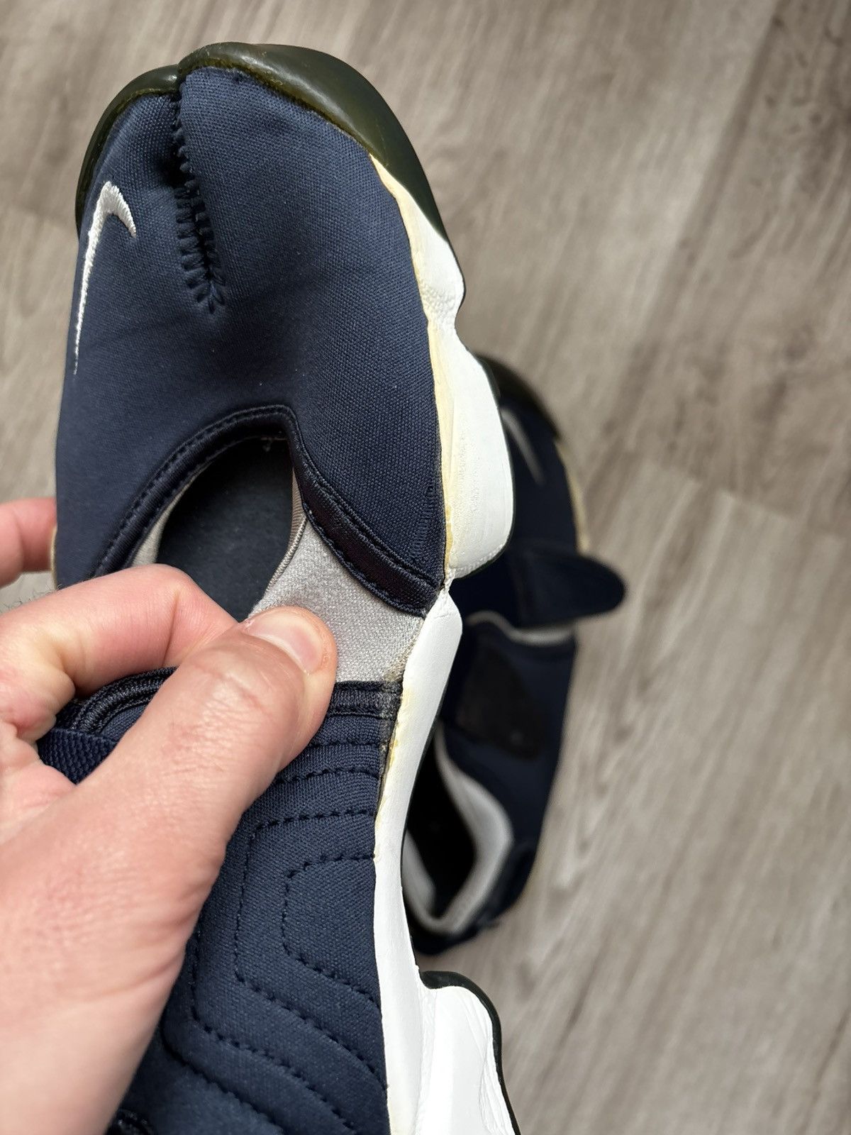 Nike Nike Air Rift Trainers Sandals Shoes Navy Blue 2006 US 10 Size US 10 / EU 43 - 24 Thumbnail