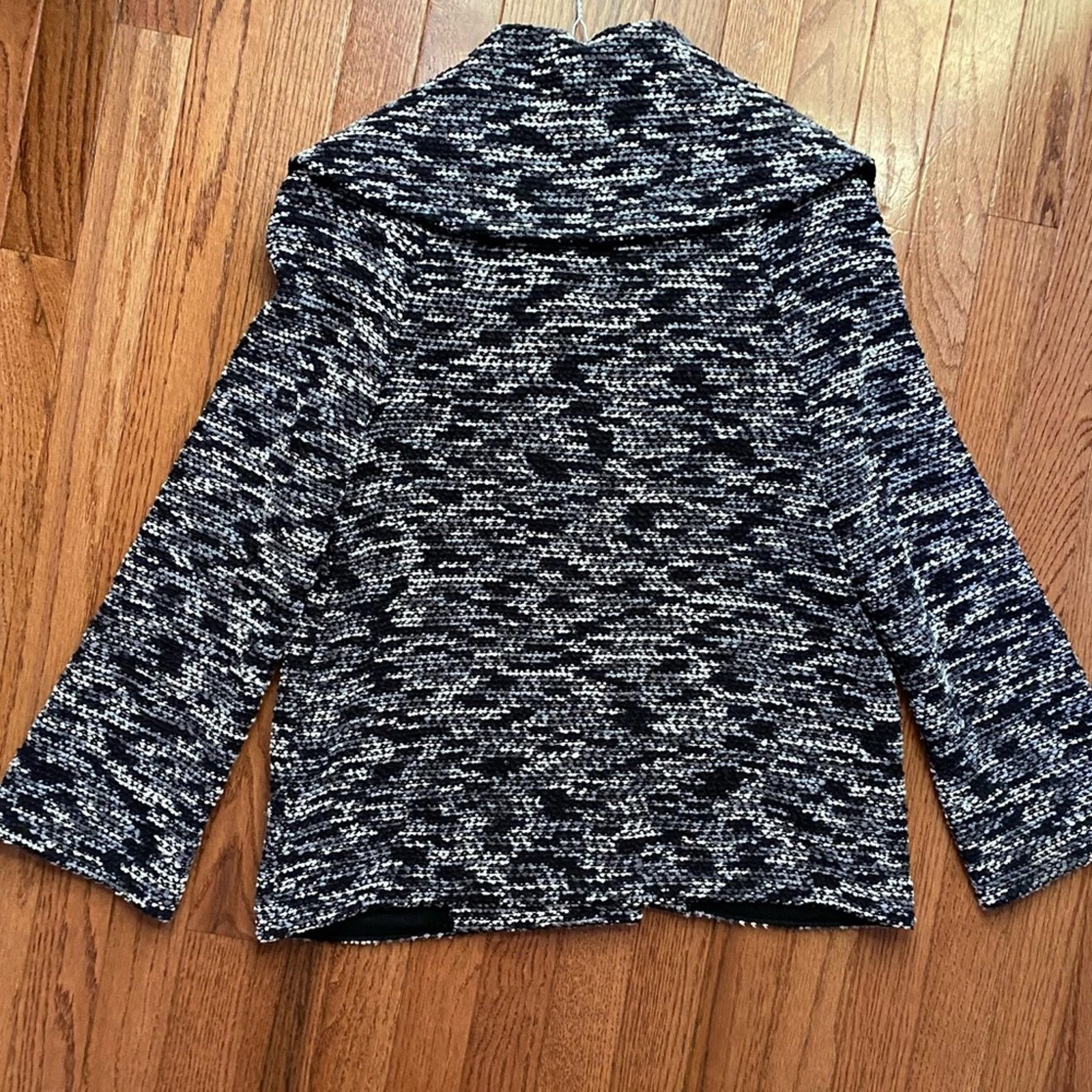 St. John St John Collection Black & Gray Boucle Sweater Jacket 4 Size S / US 4 / IT 40 - 10 Thumbnail