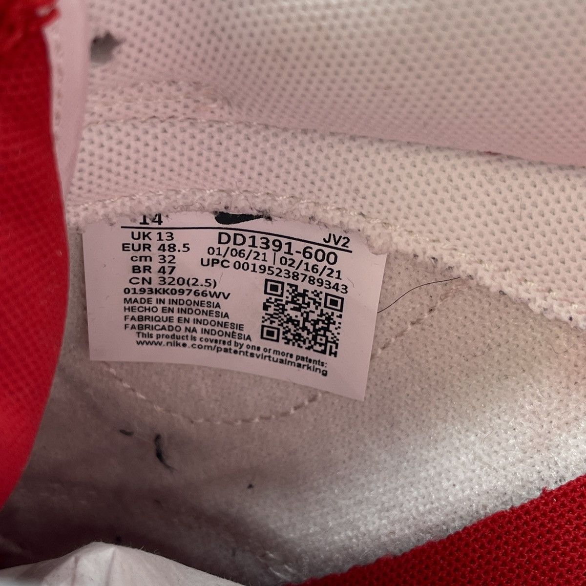 Nike Dunk low championship red Size US 14 / EU 47 - 8 Thumbnail