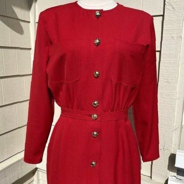 Valentino VINTAGE Valentino Miss V Red Wool Gold Button Front Dress 10 Women Pencil Dress Sheath Knee Length Modest 90s Mens? Size L / US 10 / IT 46 - 7 Thumbnail