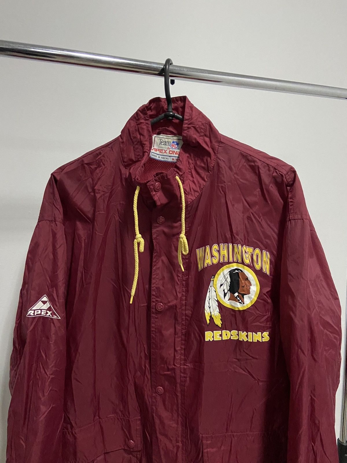 Apex One × NFL × Vintage Washington redskins NFL rugby big logo jacket vintage nylon Size US M / EU 48-50 / 2 - 3 Thumbnail