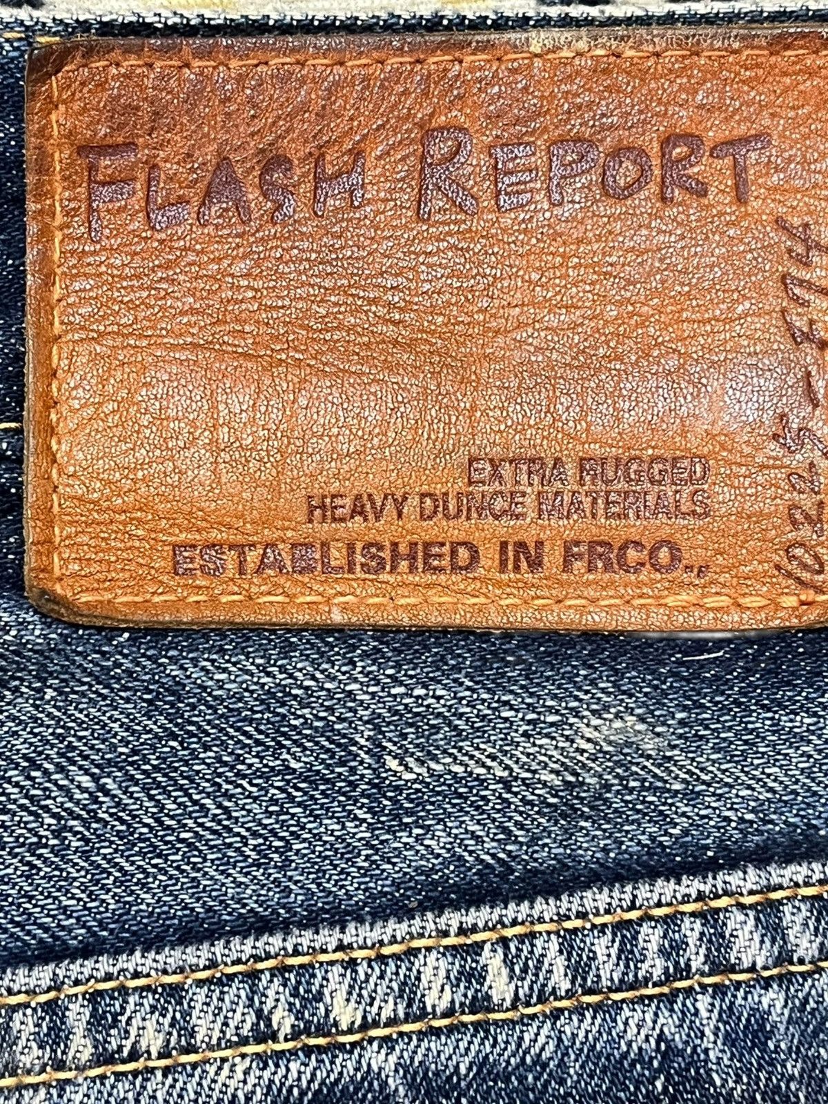 Japanese Brand Vintage Flash Report Mudwash Whiskers Denim Size US 30 / EU 46 - 7 Thumbnail