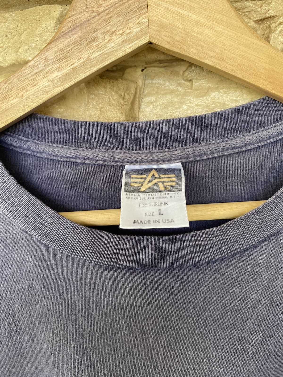 Alpha Industries × Vintage Vintage Alpha Industries Distressed Faded Tees Size US L / EU 52-54 / 3 - 6 Thumbnail