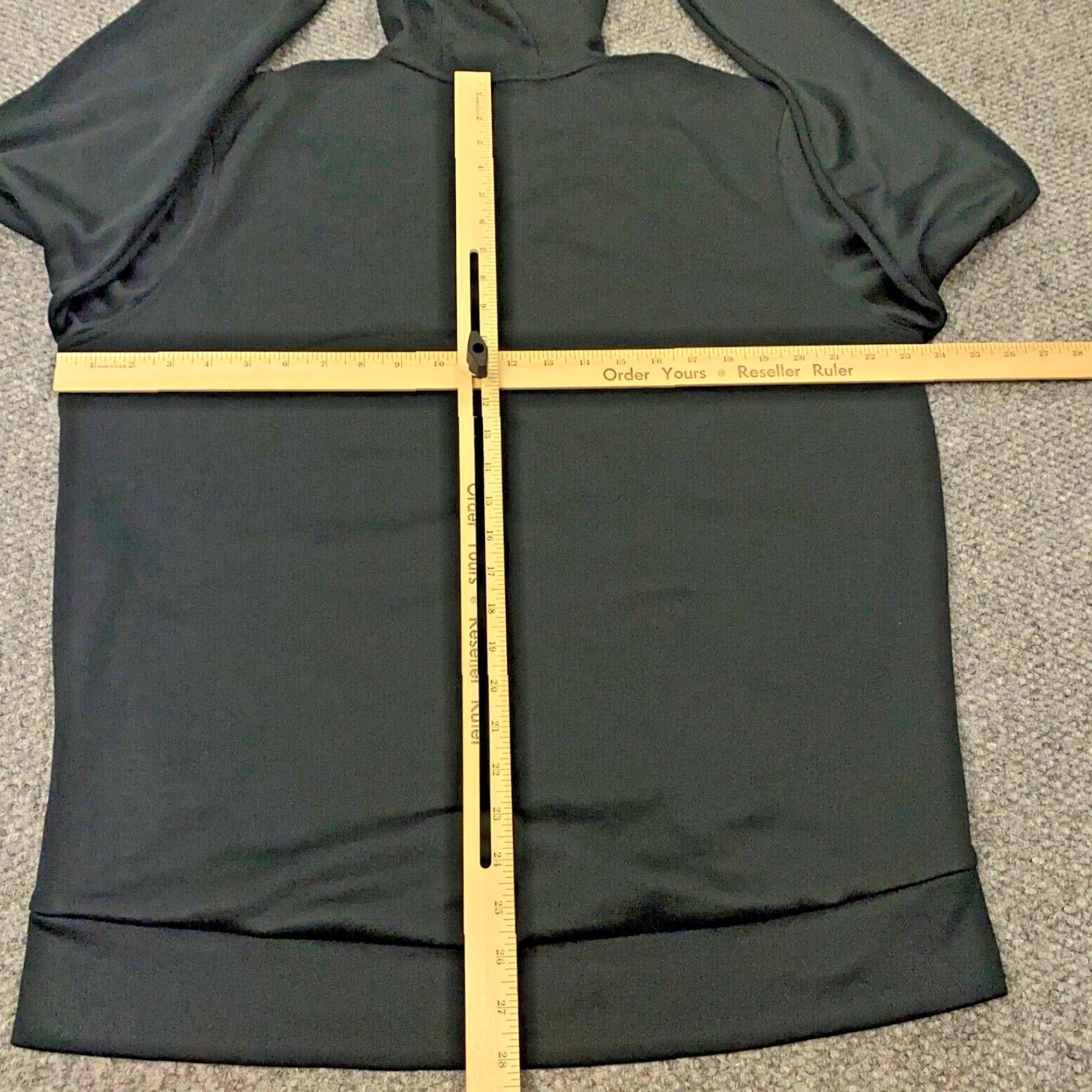 Under Armour Under Armour Hoodie Mens Large Black Pockets Sweatshirt ColdGear Knit Polyester Pullover Size US L / EU 52-54 / 3 - 7 Thumbnail