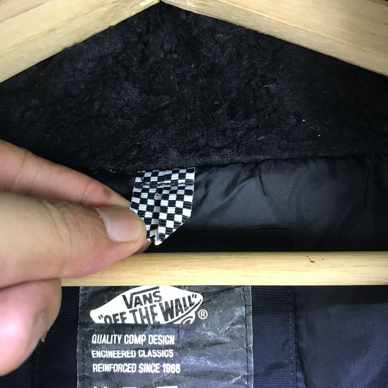 Vans 🔥Vans Off The Wall Skull Full Print Fur Bomber Style Size US S / EU 44-46 / 1 - 21 Thumbnail