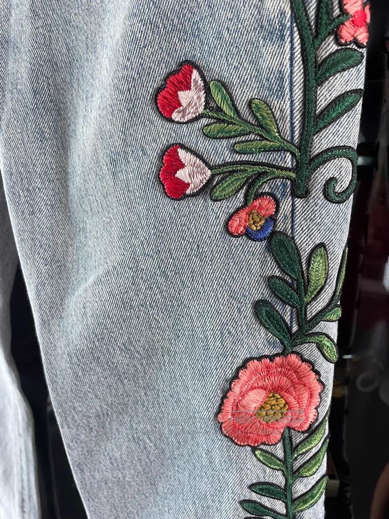Gucci Gucci Embroidered flared denim pants Size 25" / US 0 / IT 36 - 4 Thumbnail