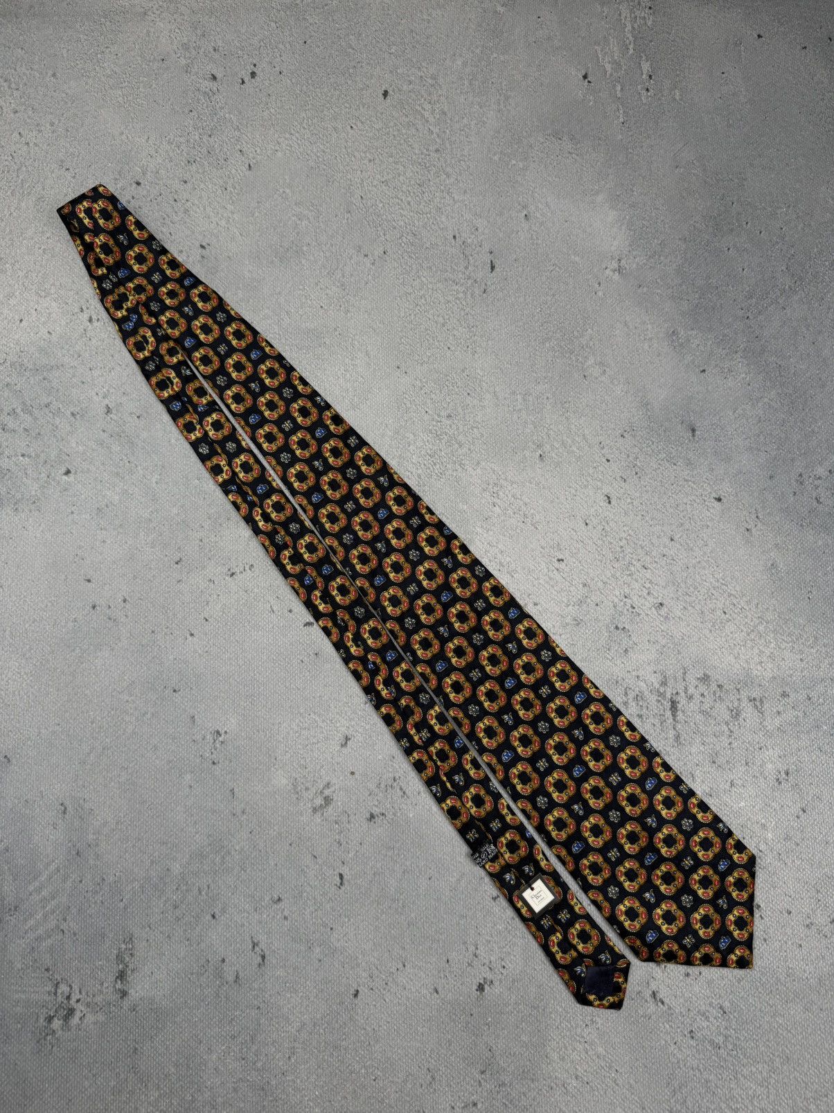 Christian Dior Monsieur Christian Dior Monsieur Vintage Silk Tie Baroque Medallion Size ONE SIZE - 3 Thumbnail