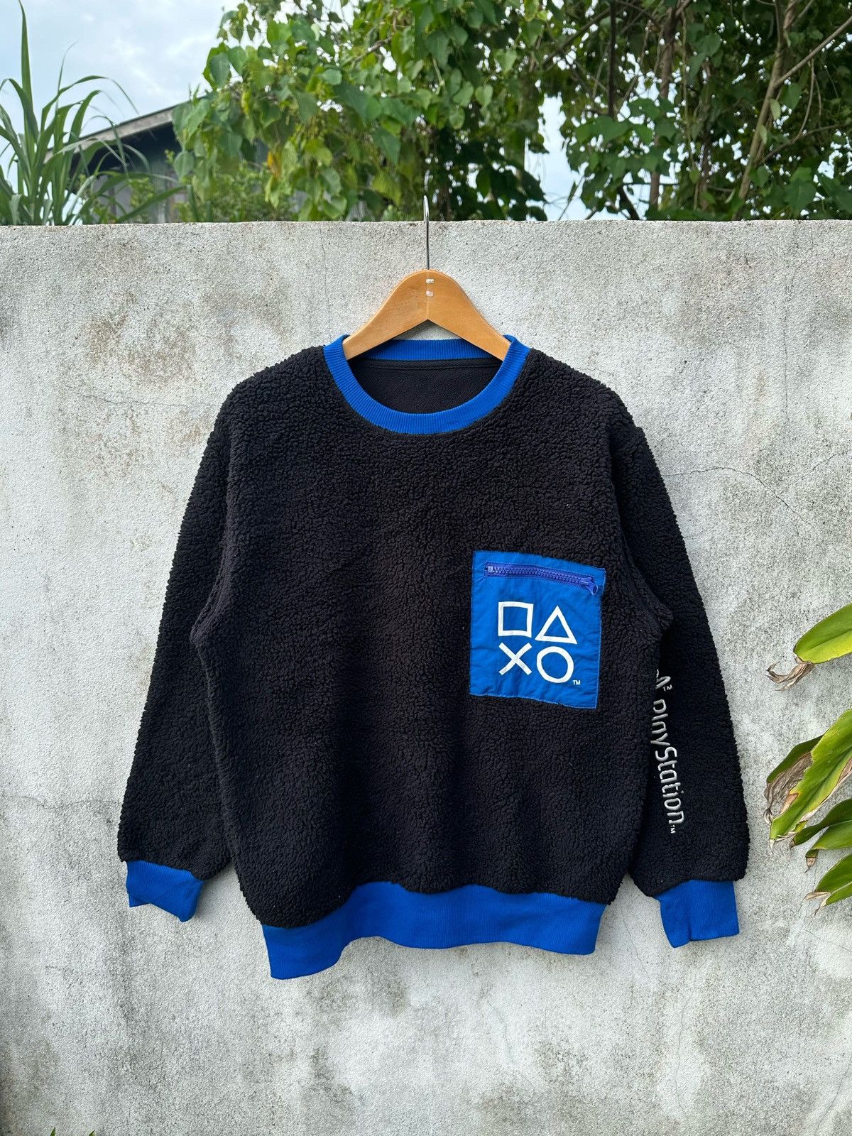 GU PlayStation fleece sweatshirt Size US S / EU 44-46 / 1 - 1 Thumbnail