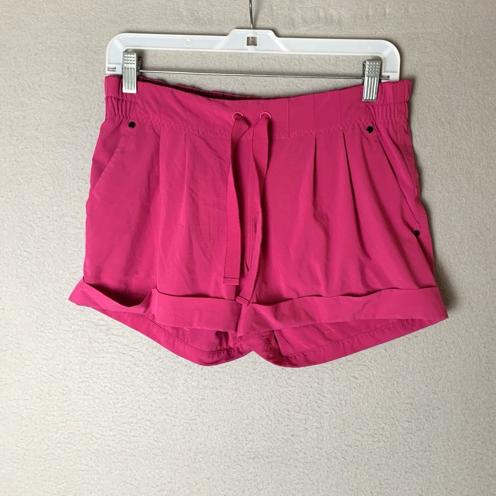 Lululemon Lululemon Shorts Womens 6 Pink Spring Break Away Cuffs Beach Pickleball Shirt? Size 28" / US 6 / IT 42 - 2 Thumbnail