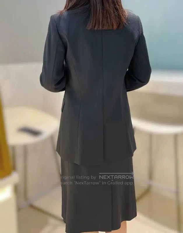 Louis Vuitton Louis Vuitton Women's Black Wool Blazer Coat . Size XXS / US 00 / IT 34 - 8 Thumbnail
