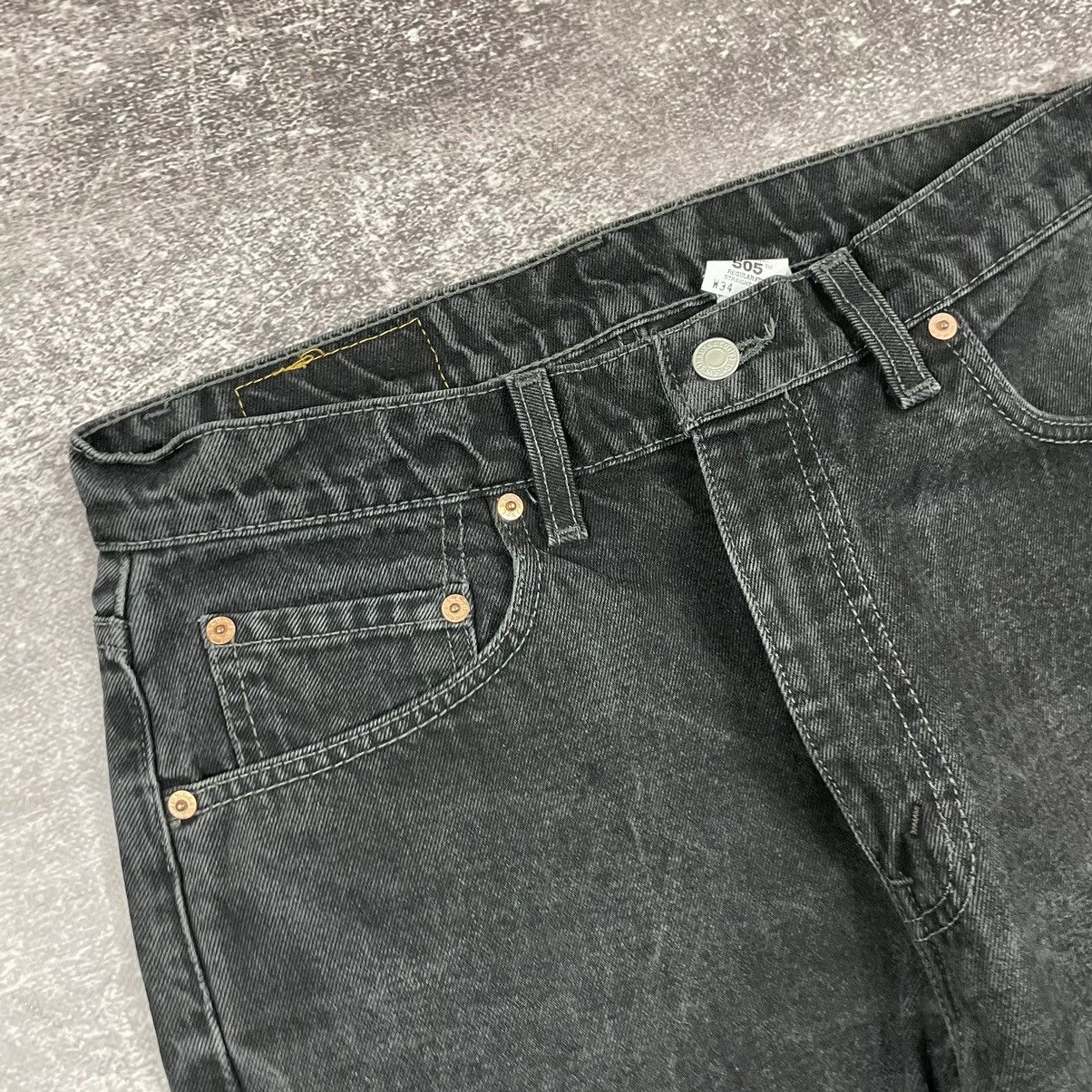 Levi's × Levi's Vintage Clothing Vintage 90’s Levi’s 505 Made in Canada Jeans Size US 34 / EU 50 - 10 Thumbnail