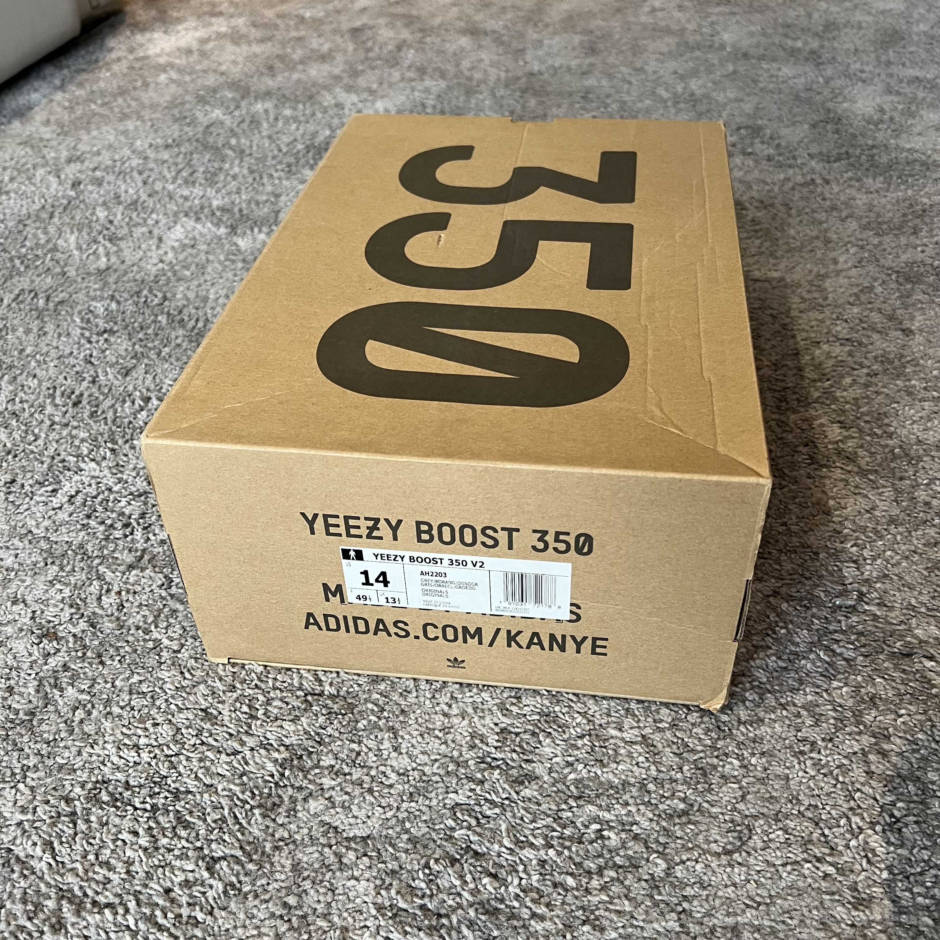 Adidas × Kanye West Yeezy Boost 350 V2 Beluga 2.0 Size US 14 / EU 47 - 2 Thumbnail
