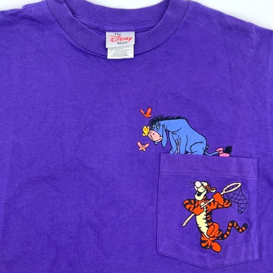 Disney VINTAGE Disney T-Shirt Pocket 90s Winnie The Pooh Tigger Eeyore NOS S Men Purple Cotton Embroidered 80s 90s Mickey Fans Size US S / EU 44-46 / 1 - 6 Thumbnail