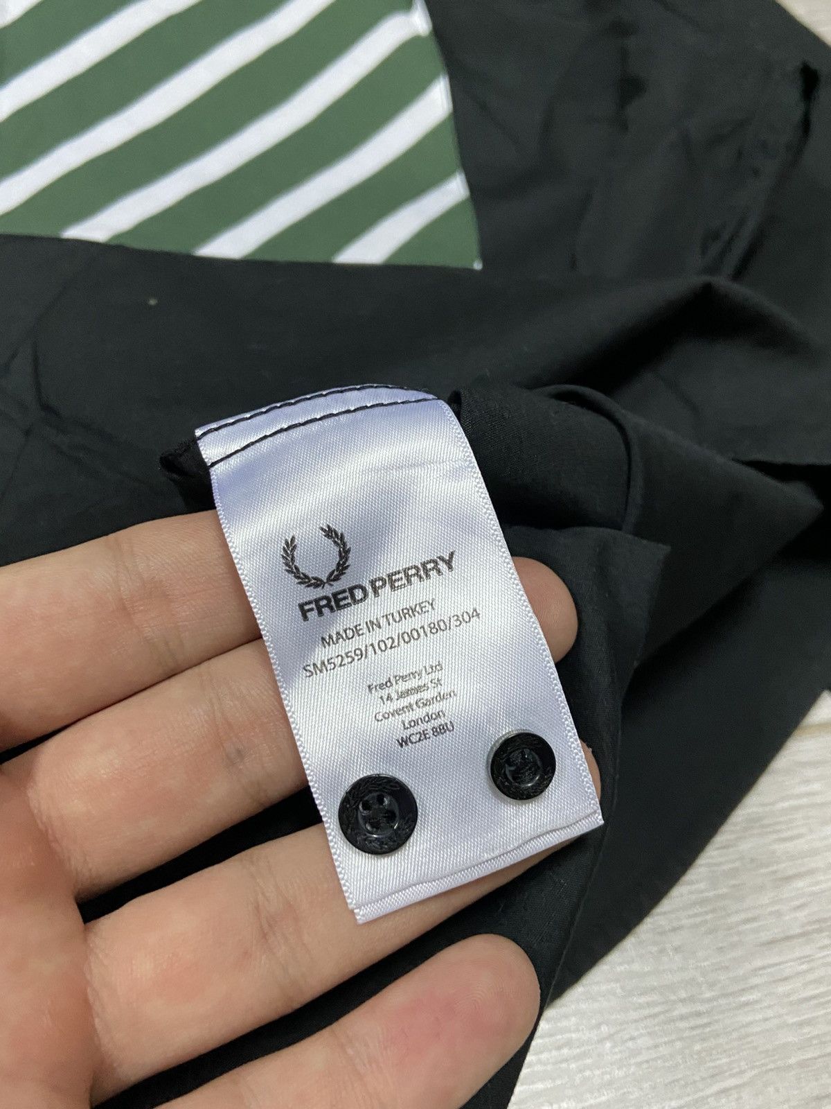 Raf Simons Raf Simons Fred Perry shirt buttons Size US L / EU 52-54 / 3 - 8 Thumbnail