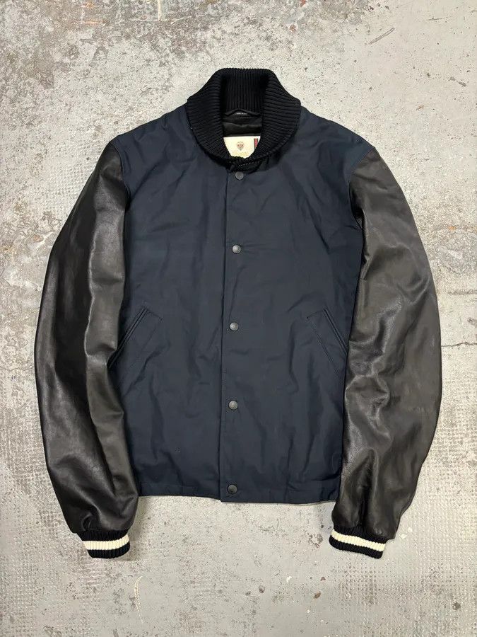 Gucci FW2010 Gucci Leather Black & Navy Varsity Bomber Jacket by Frida Giannini Size US L / EU 52-54 / 3 - 1 Thumbnail
