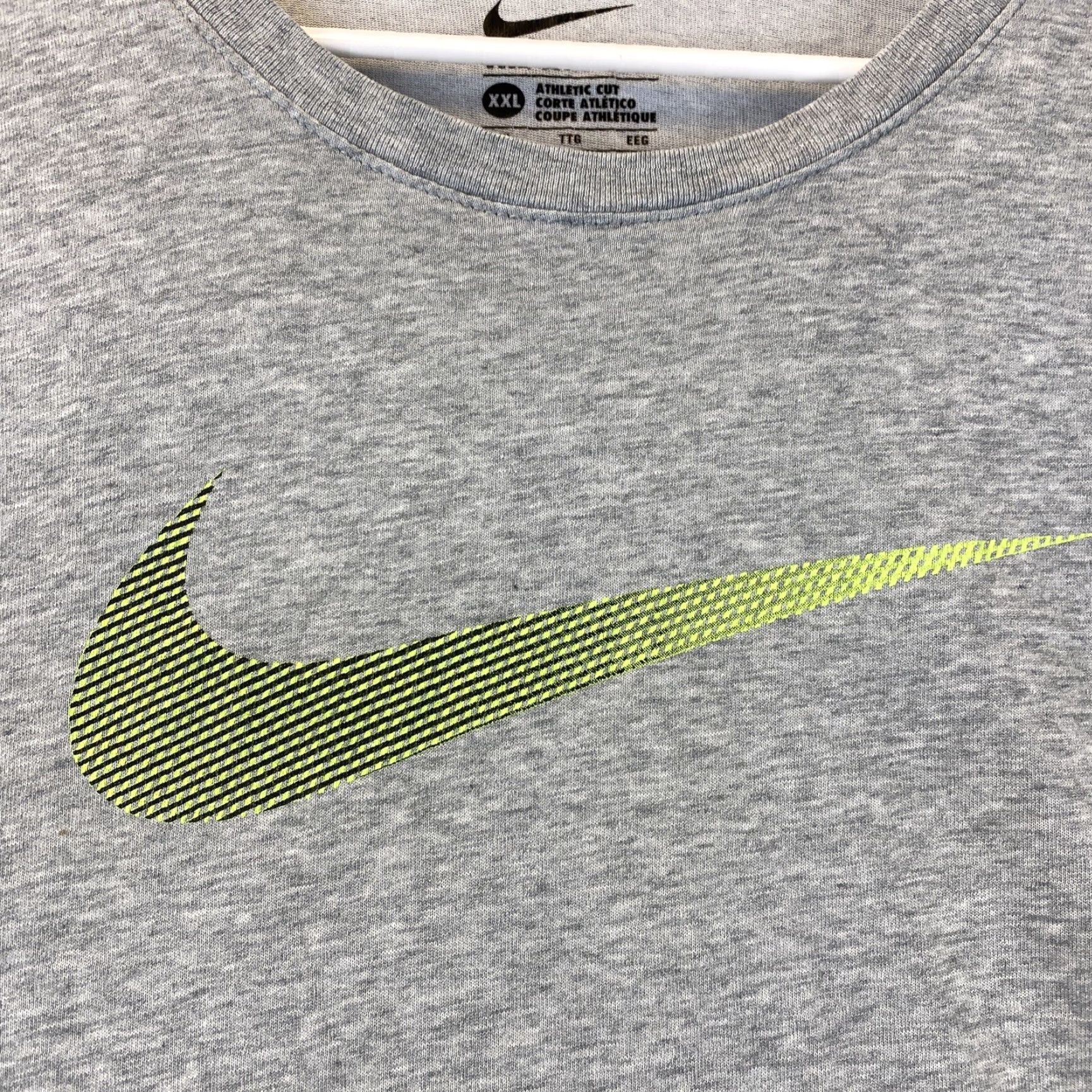 Nike Nike T-Shirt Men Short Sleeve Swoosh Logo Printed XXL Gray 72-6 Size US XXL / EU 58 / 5 - 2 Thumbnail