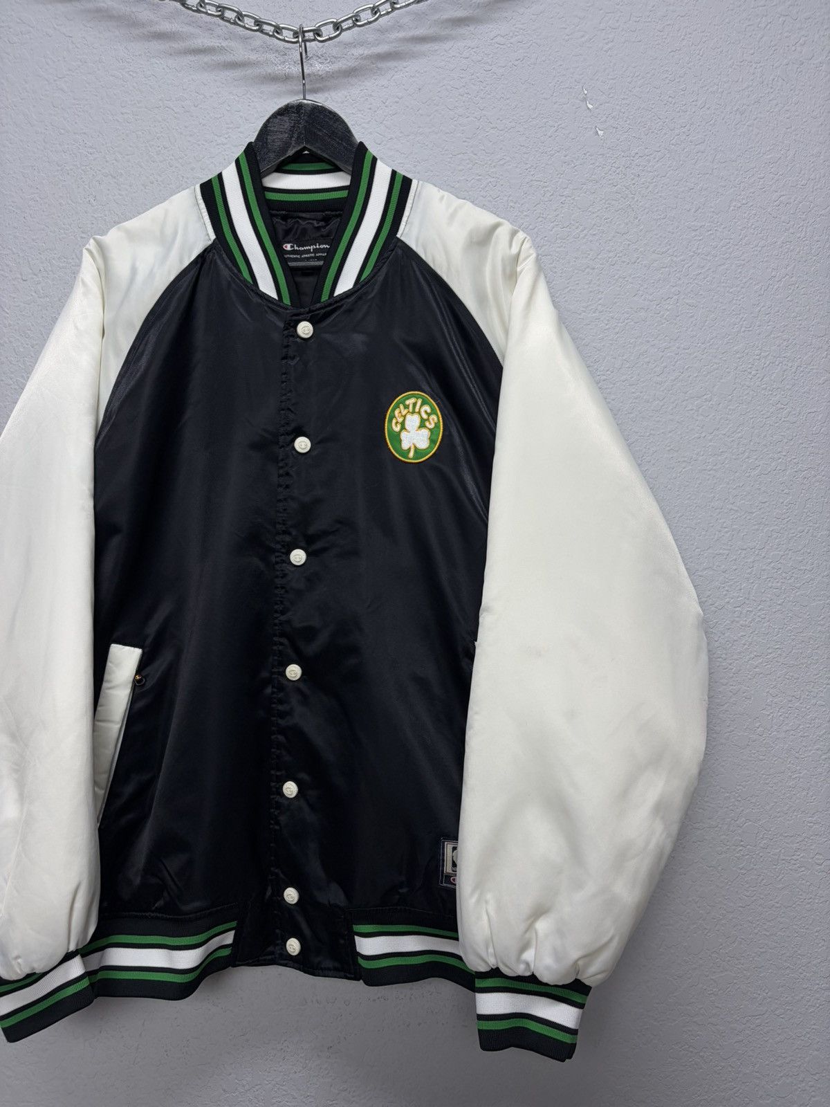 NBA VTG Champion x NBA Boston Celtics Black & White Satin Bomber Size US L / EU 52-54 / 3 - 5 Thumbnail
