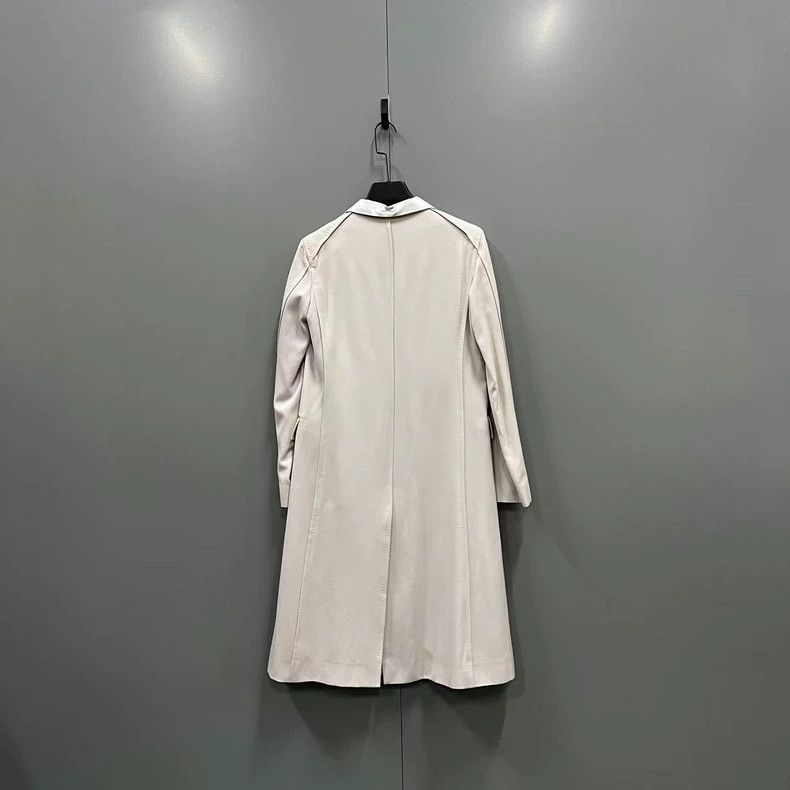 Louis Vuitton Louis Vuitton size 38 Beige coat 2502-Nextarrow Size US M / EU 48-50 / 2 - 2 Thumbnail