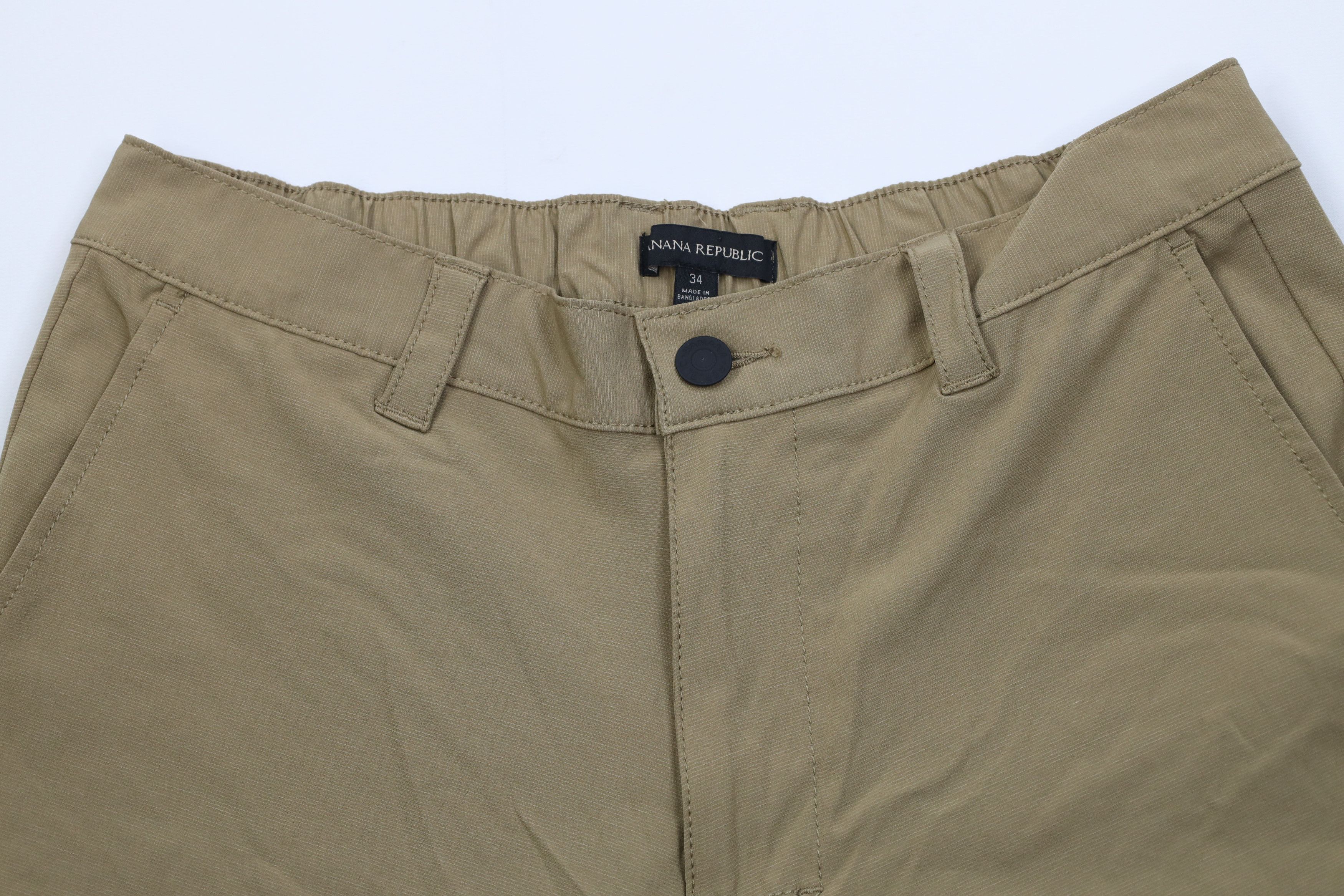 Banana Republic Banana Republic Knit Above Knee Chino Shorts Beige Khaki Size US 34 / EU 50 - 2 Thumbnail