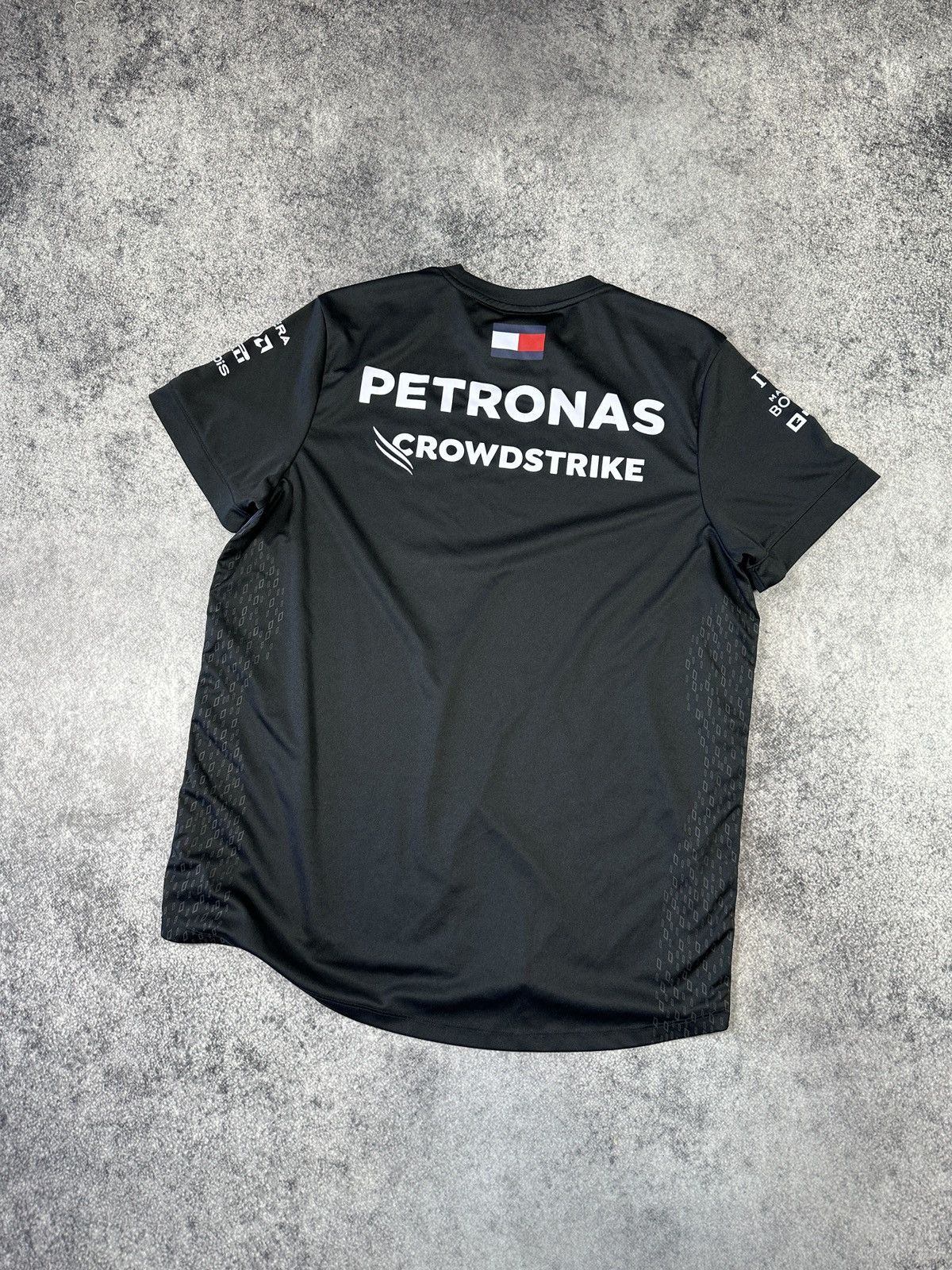 Mercedes-Benz F-1 Mercedes Benz AMG Polo Petronas Racing Logo Rare L USA Size US L / EU 52-54 / 3 - 5 Thumbnail