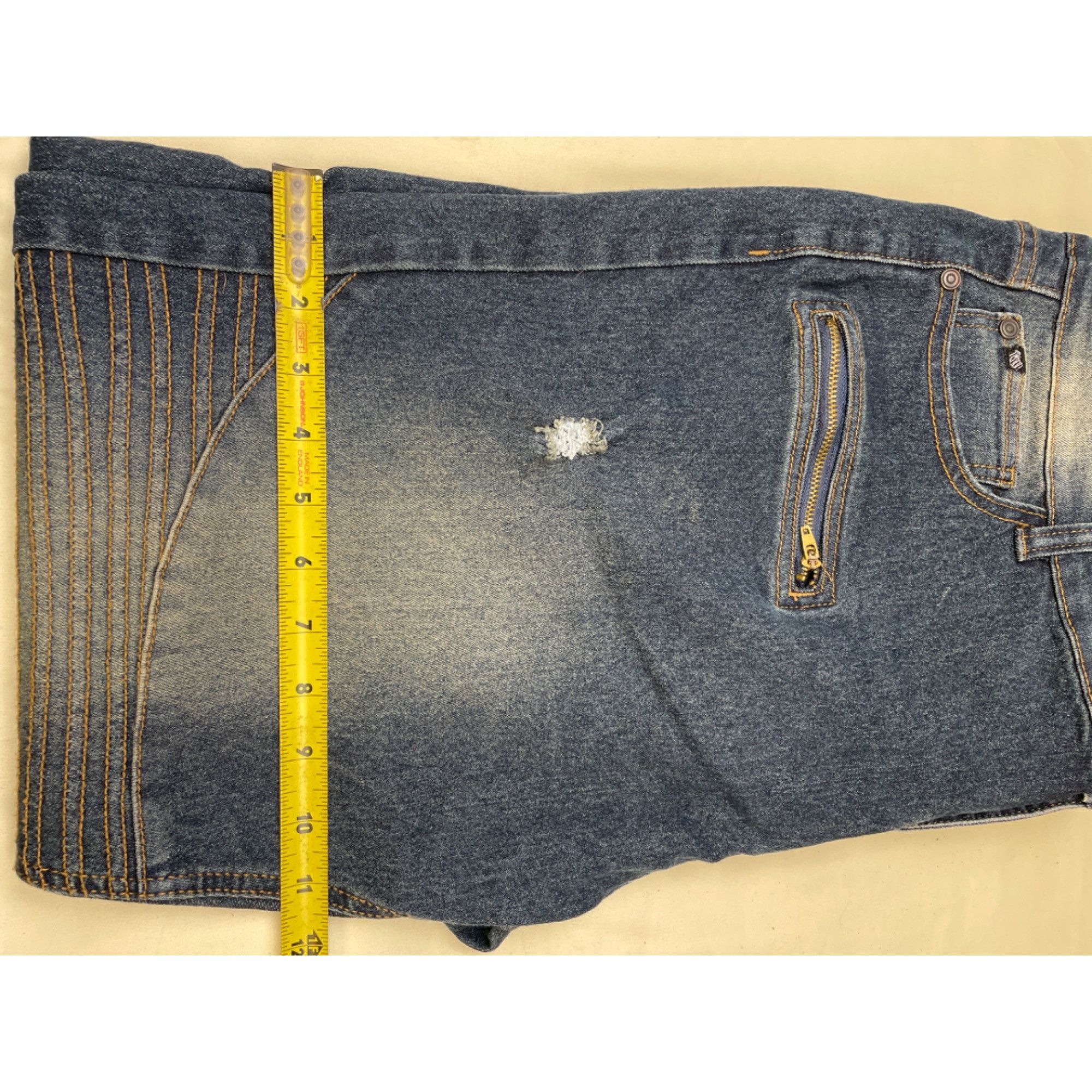 Rocawear Rocawear SKU 496 Mens Blue Distressed Moto Jeans Size 40X30L Size US 37 - 7 Thumbnail