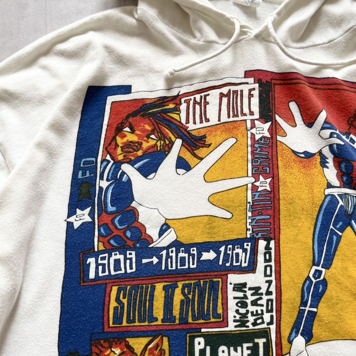 Band Tees 1989 Soul II Soul Planet Earth Production Band T-shirt Tee Size US L / EU 52-54 / 3 - 7 Thumbnail