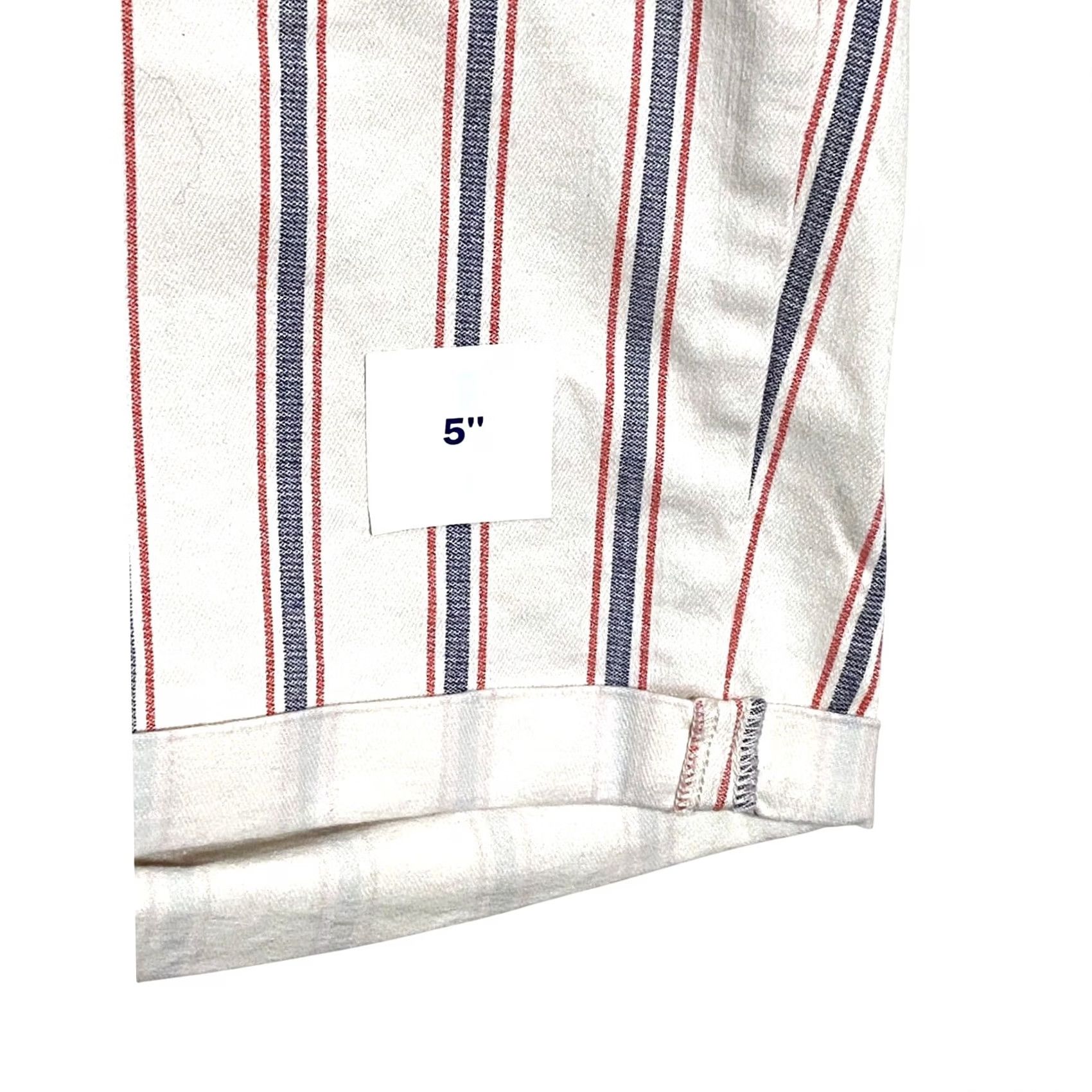 Old Navy Old Navy Shorts Women 16 Cuffed Button Fly Red White Blue Retro Boho Summer NWT Size 38" / US 16 / IT 52 - 4 Thumbnail