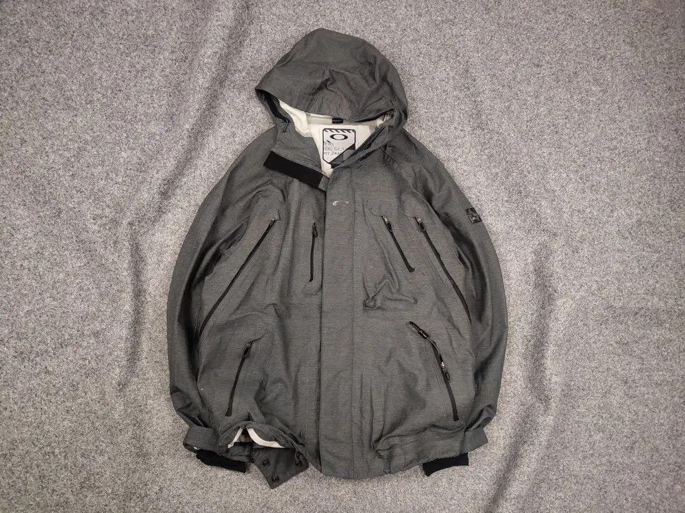Oakley Vintage Oakley Software Technical Recco Zip Cargo Jacket Y2K Size US M / EU 48-50 / 2 - 1 Thumbnail