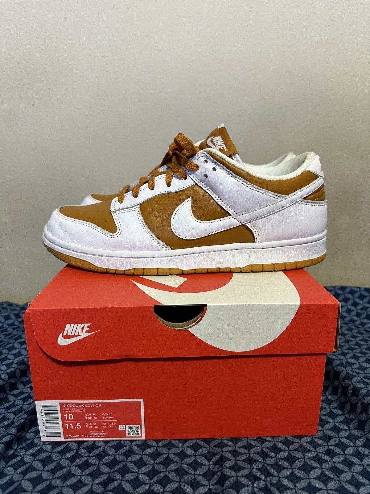 Nike Nike Dunk Low Light Curry Size US 10 / EU 43 - 4 Thumbnail