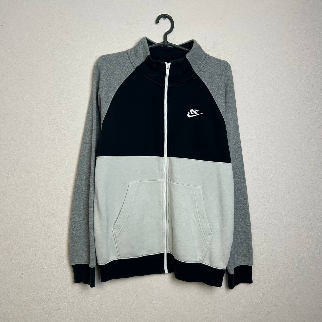 Nike Mens Nike Full Zip Small logo streetwear sweatshirt Size US S / EU 44-46 / 1 - 1 Thumbnail