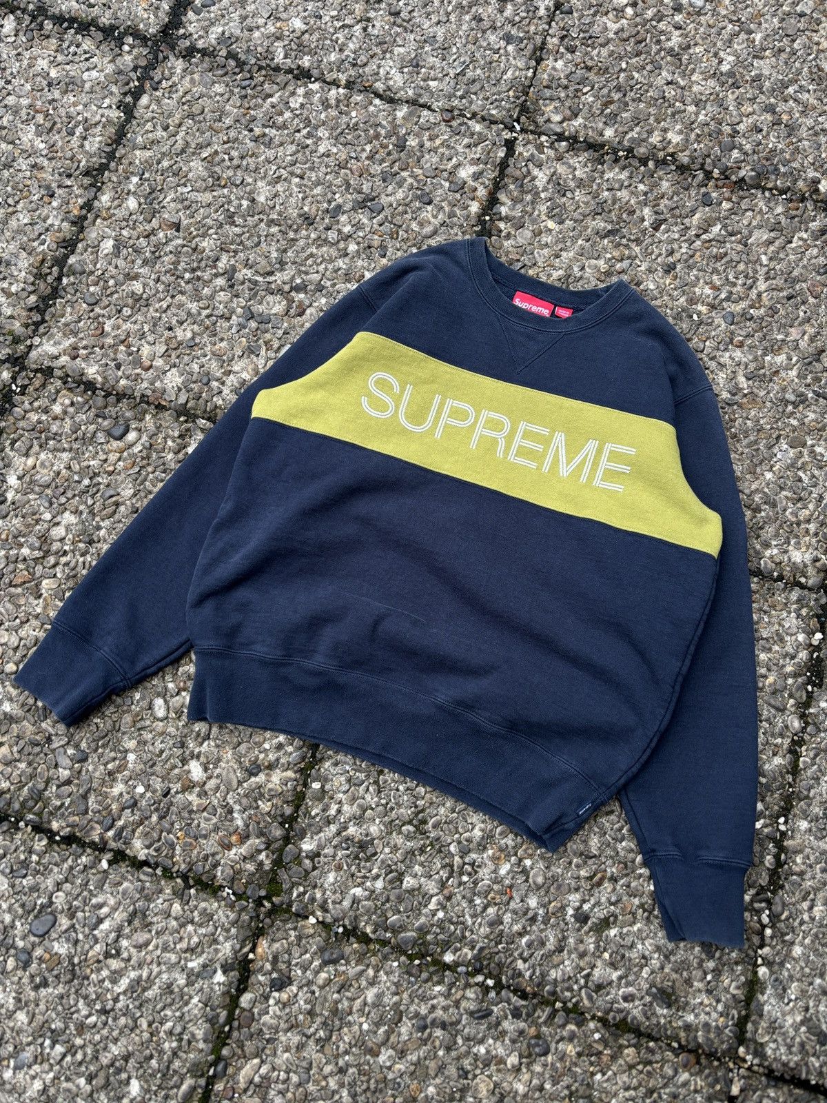 Supreme Supreme Zig Zag Stitch Panel Crewneck Size US M / EU 48-50 / 2 - 2 Thumbnail
