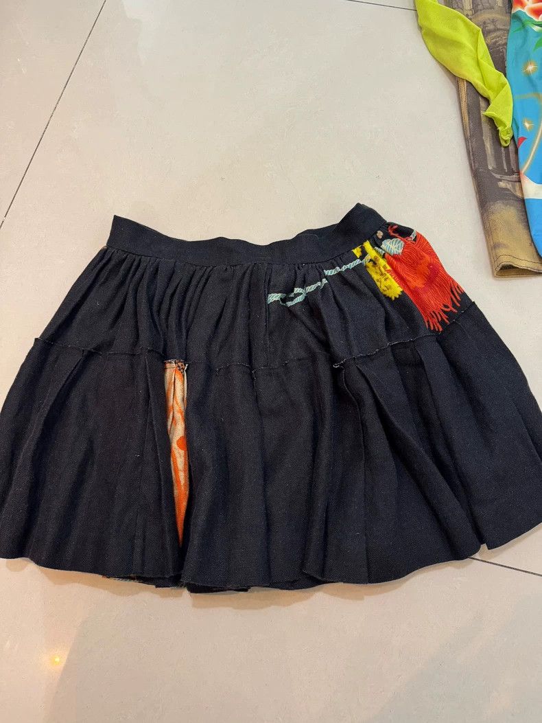 Dries Van Noten dries van noten size:L Show style skirt Size 42" / US 20 - 1 Thumbnail