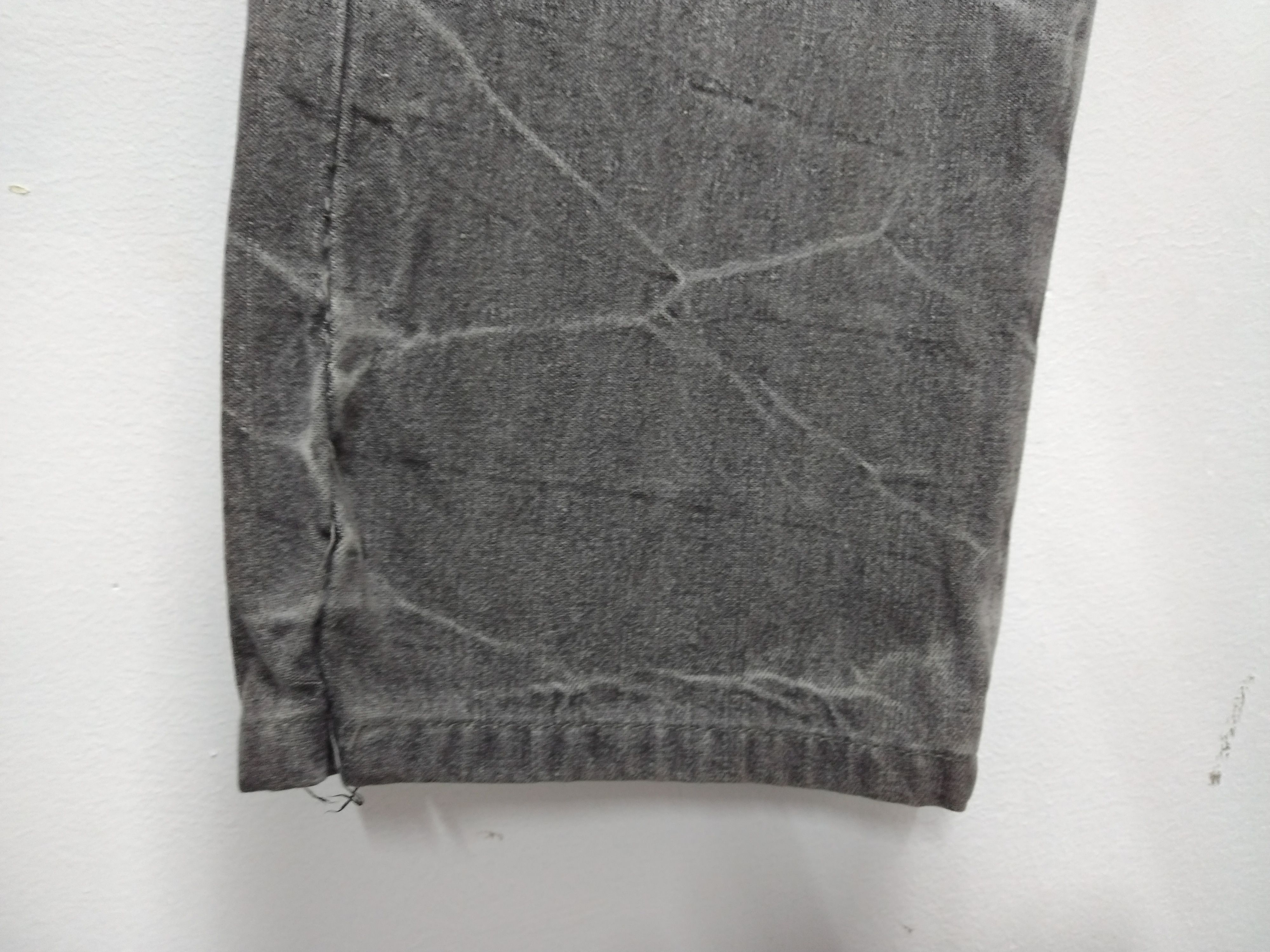 If Six Was Nine 💥Sunfaded lightning character cross design script Jeans Size 30" / US 8 / IT 44 - 6 Thumbnail