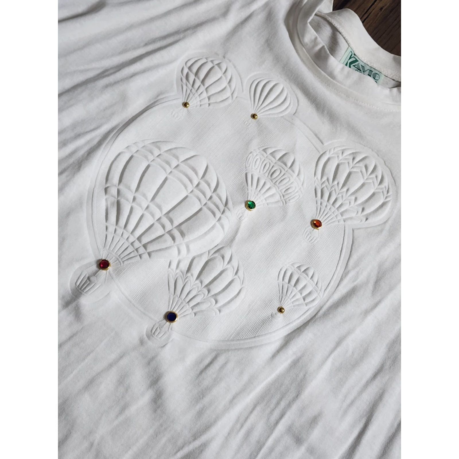 Vintage VINTAGE Kavio! T-Shirt Womens Plus OS Embossed Hot Air Balloon Jeweled Shoulder Pads White 80s Mood Womens Size ONE SIZE - 2 Thumbnail