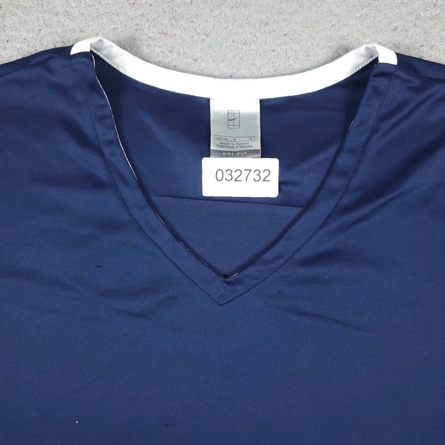 Nike Nike Dri-Fit T Shirt Womens Large Blue Active Short Sleeve Ladies Nike T-Shirt Shirt Women L Blue Activewear Casual 90s? Size L / US 10 / IT 46 - 2 Thumbnail
