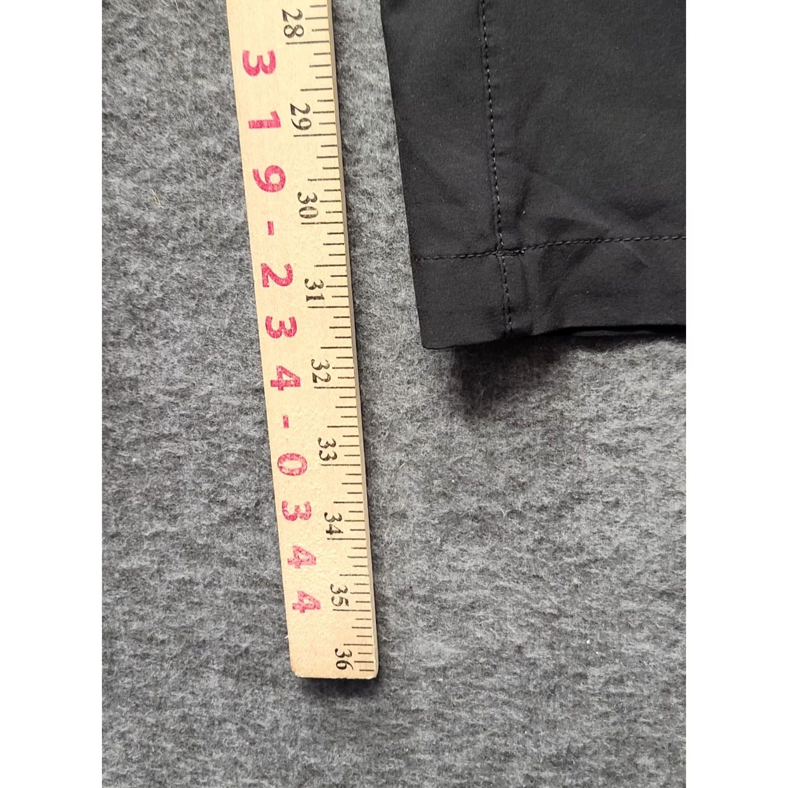 Eddie Bauer Eddie Bauer Travex Pants Womens 10x31 Regular Convertible Outdoor Cargo Shirt Correction? Size 32" / US 10 / IT 46 - 5 Thumbnail