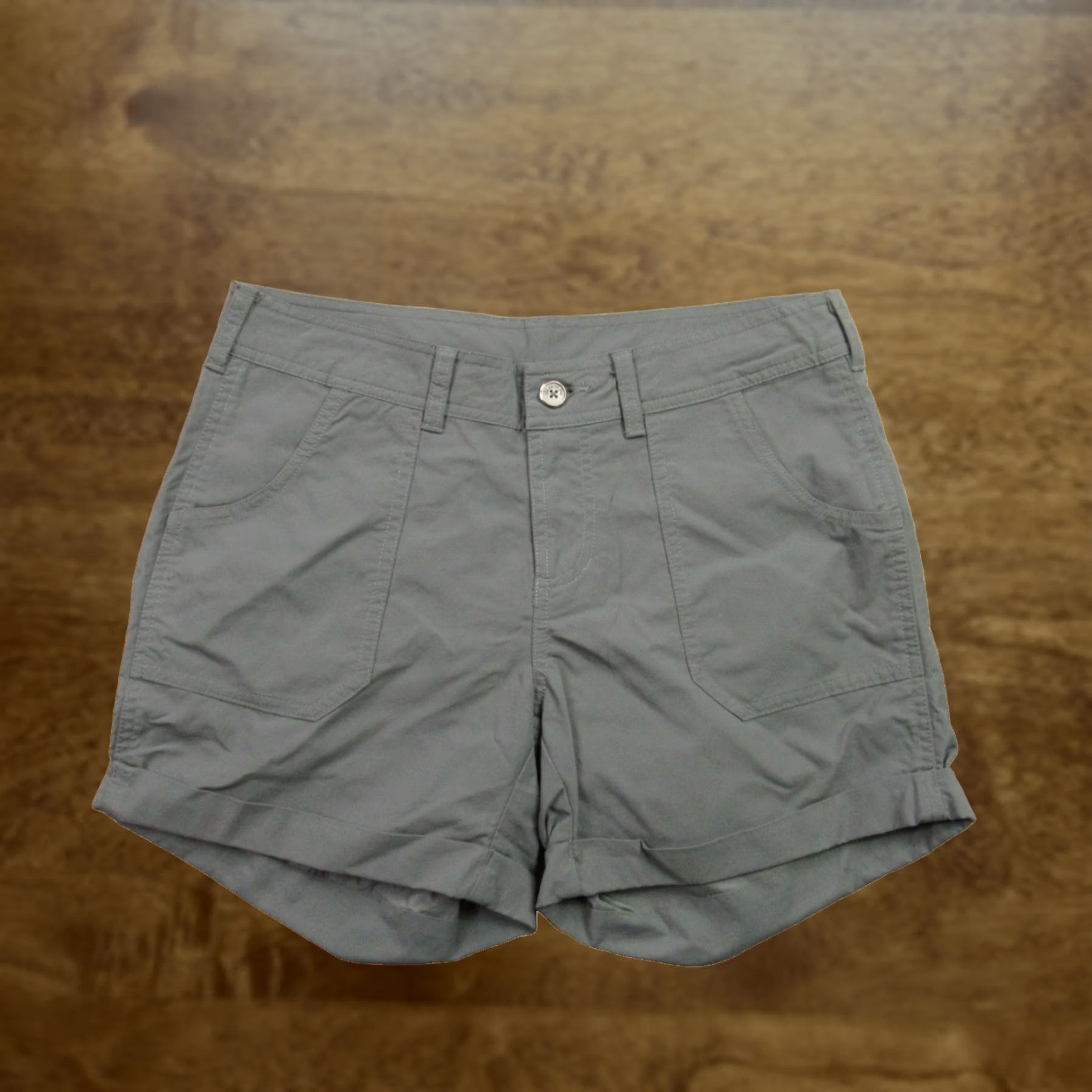 The North Face North Face Womens Shorts 8 Gray Chino Lightweight Pockets Size 30" / US 8 / IT 44 - 1 Thumbnail