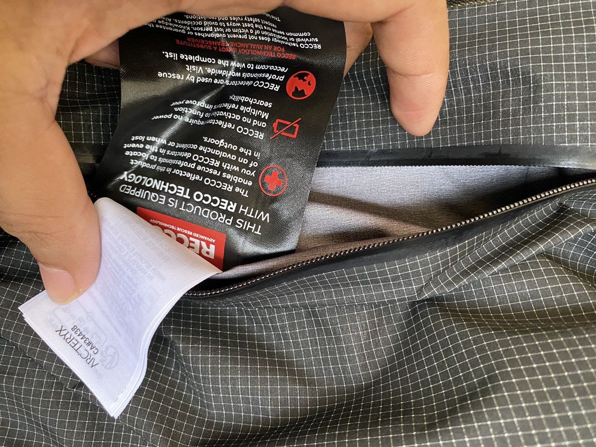 Arc'teryx Arcteryx alpha Size US M / EU 48-50 / 2 - 5 Thumbnail
