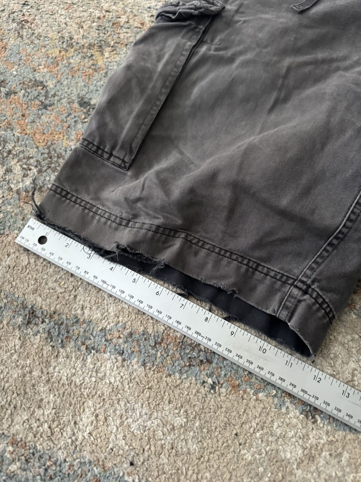 American Eagle Outfitters VTG American Eagle y2k Grey faded Cargo Shorts 34 Size US 34 / EU 50 - 9 Thumbnail
