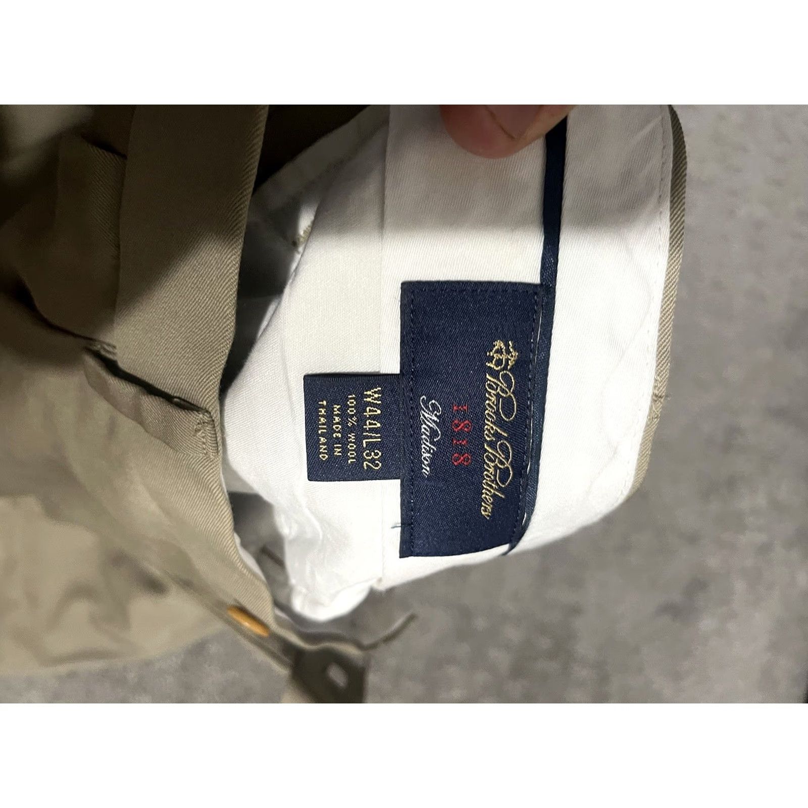 Brooks Brothers Brooks Brothers Wool Pant 44x26 Mens Straight Cuffed Pleated Beige Khaki Hemmed Dress Pants Regient Designer Size US 44 / EU 60 - 5 Thumbnail