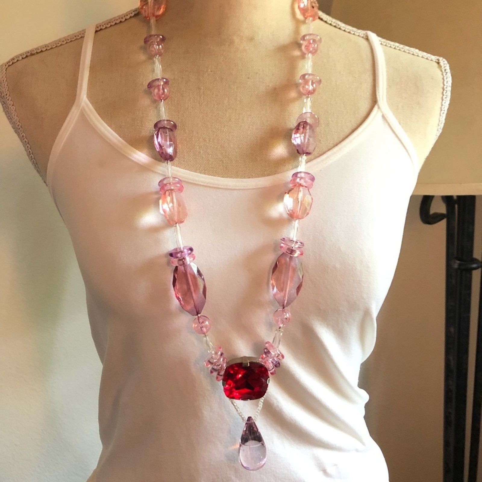 Vintage Vintage 80s two tone faceted pink bead necklace Size ONE SIZE - 1 Thumbnail