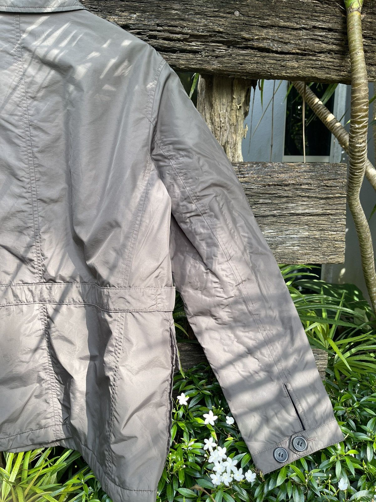 Armani Collezioni Armani Collezioni Lightweight Nylon Jacket - Size 52 Size US L / EU 52-54 / 3 - 15 Thumbnail