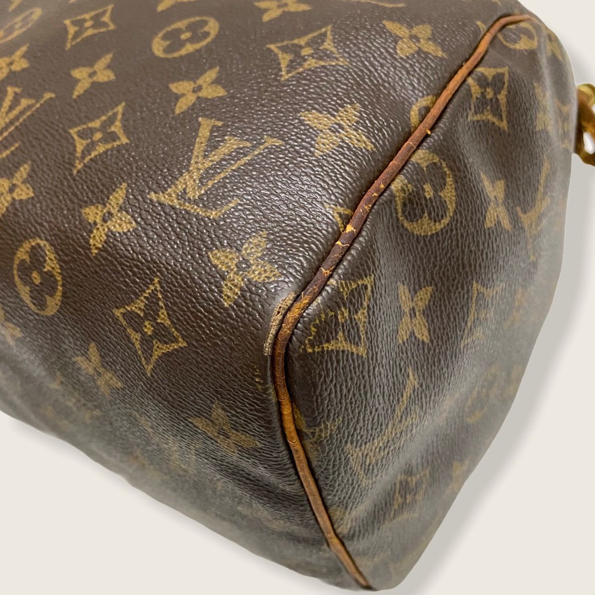 Louis Vuitton ‼️LASTDROP‼️ AUTHENTIC LOUIS VUITTON MONOGRAM SPEEDY 30 BAG Size ONE SIZE - 14 Thumbnail
