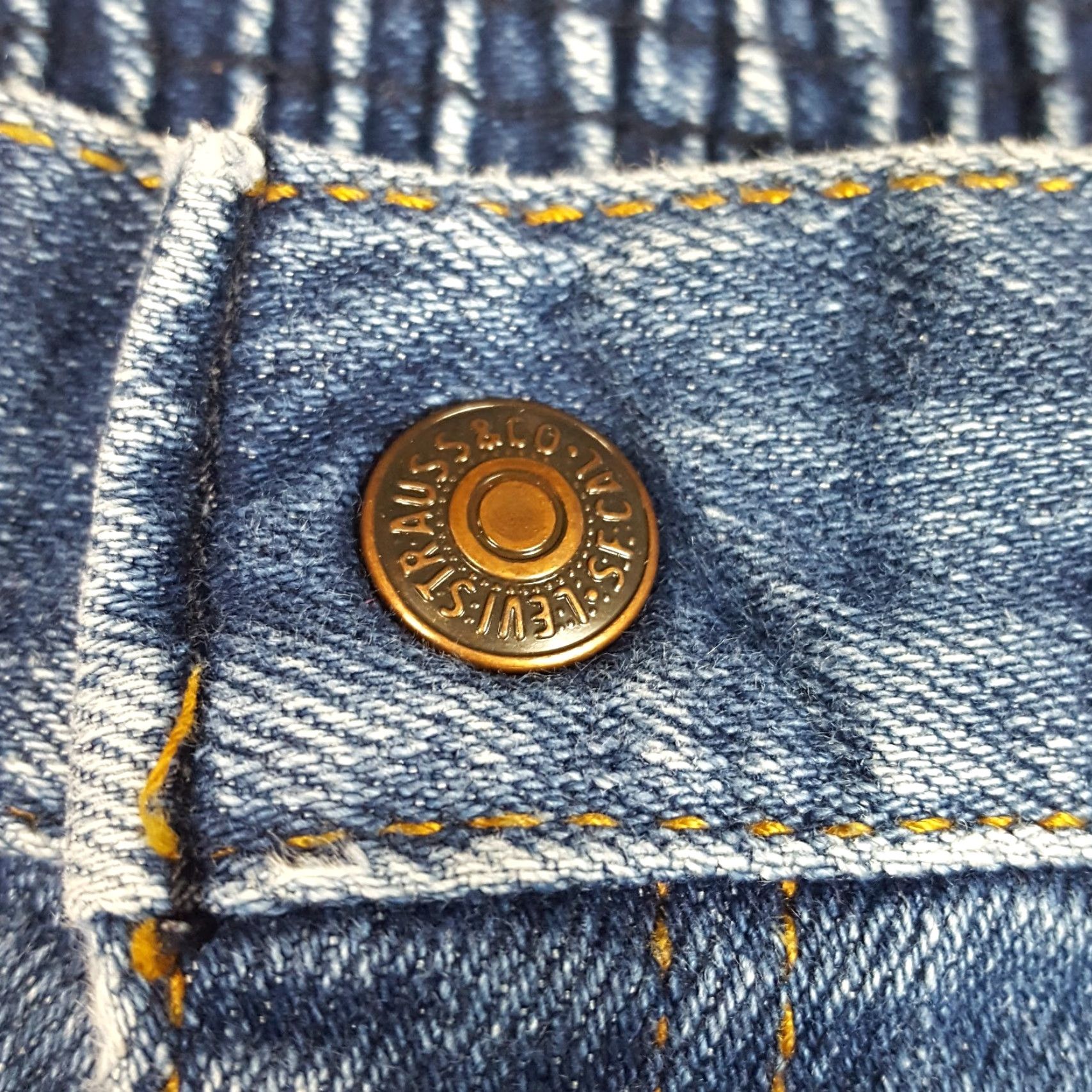 Levi's VINTAGE Levi's Jeans Tapered Fit Women's Size 36 Retro 80s Denim Blue High Waist Pockets Size 25" / US 0 / IT 36 - 4 Thumbnail