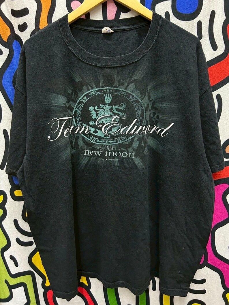 Vintage Vintage 2000s The Twilight Movie tshirt size 2XL Size US XXL / EU 58 / 5 - 2 Thumbnail