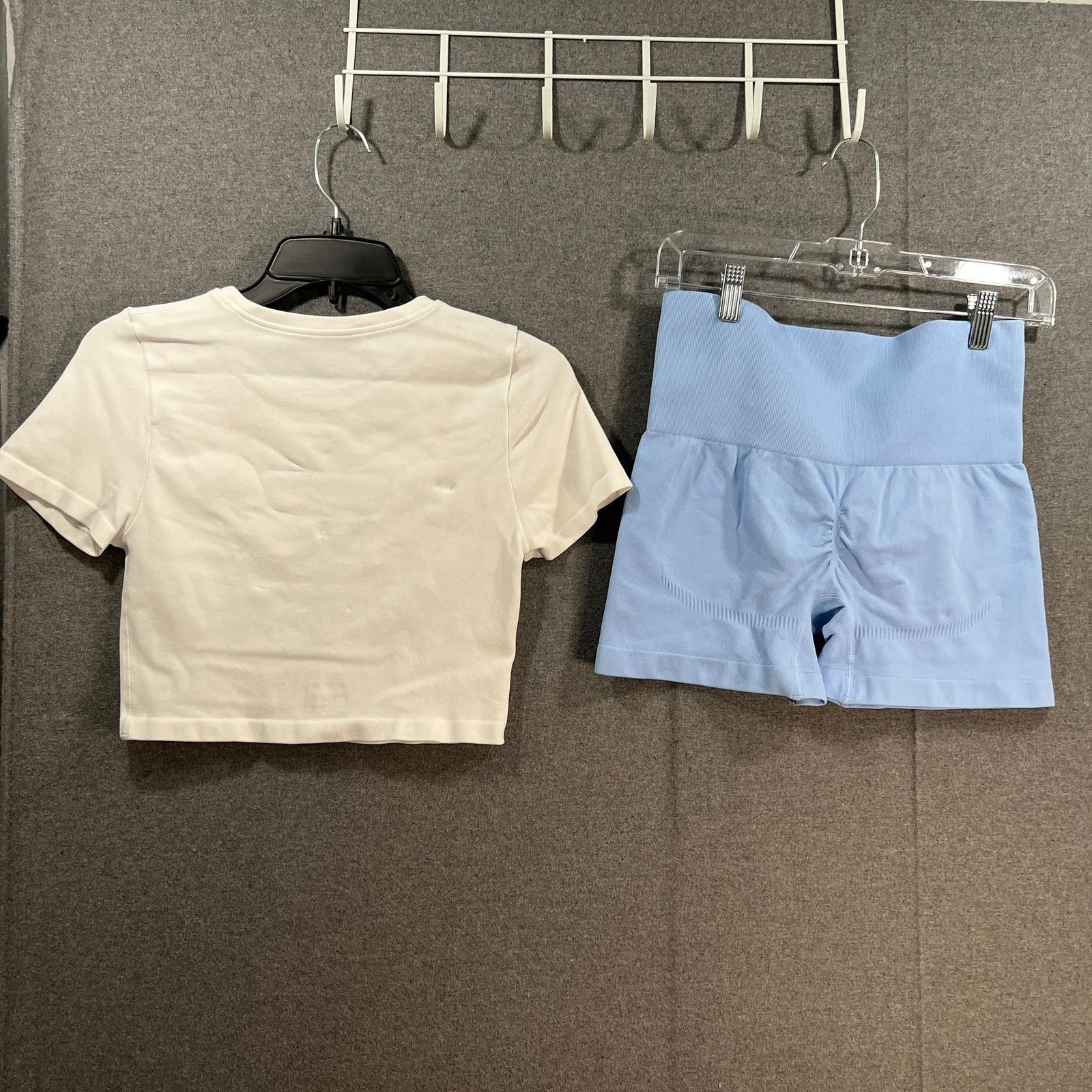 Other OQQ Workout 2 PC White Crop Top Size M and Blue Short Size L Size L / US 10 / IT 46 - 12 Thumbnail