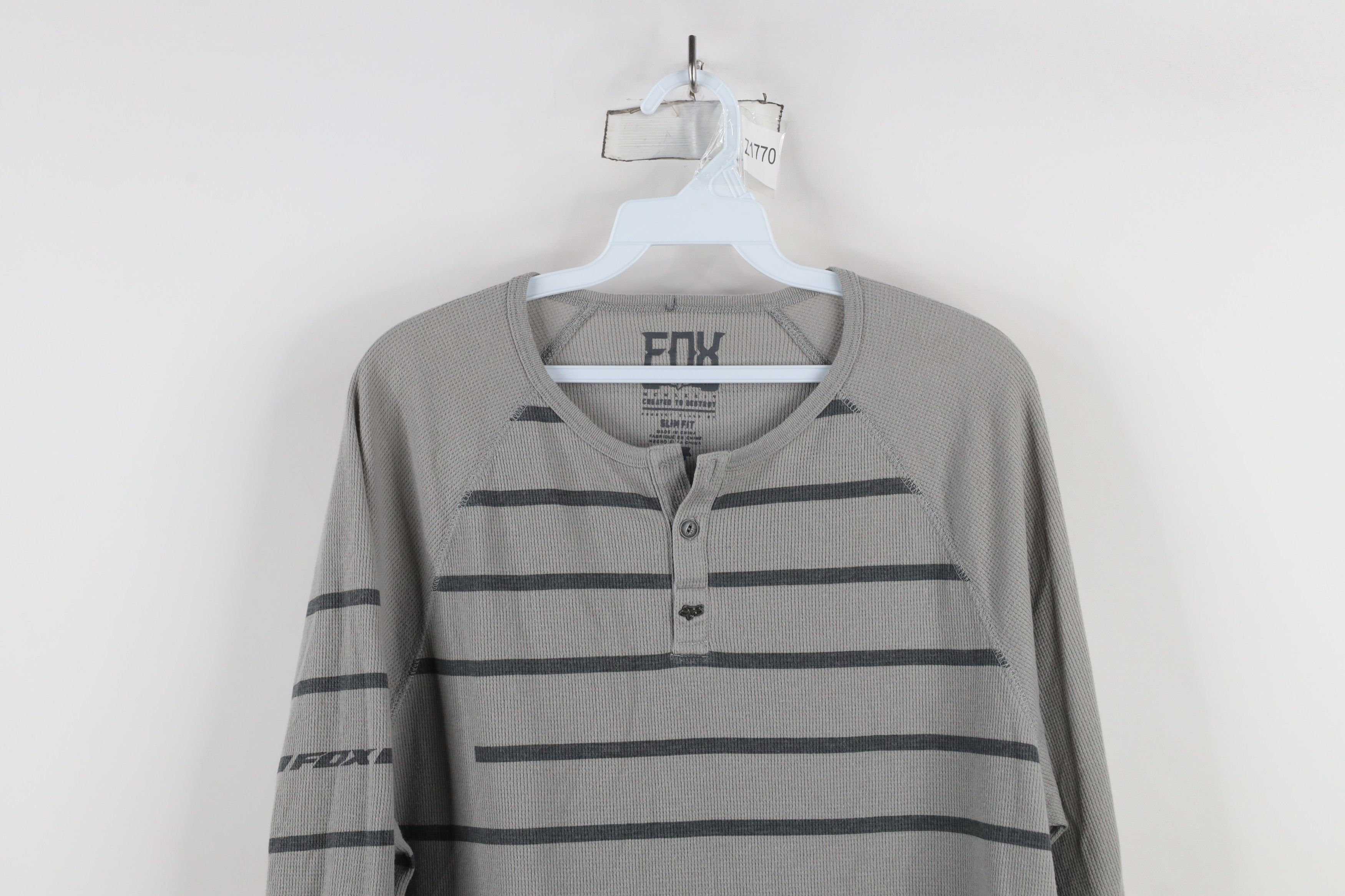 Fox Racing × Vintage Vintage Fox Racing Logo Thermal Waffle Knit Henley T-Shirt Size US L / EU 52-54 / 3 - 2 Thumbnail