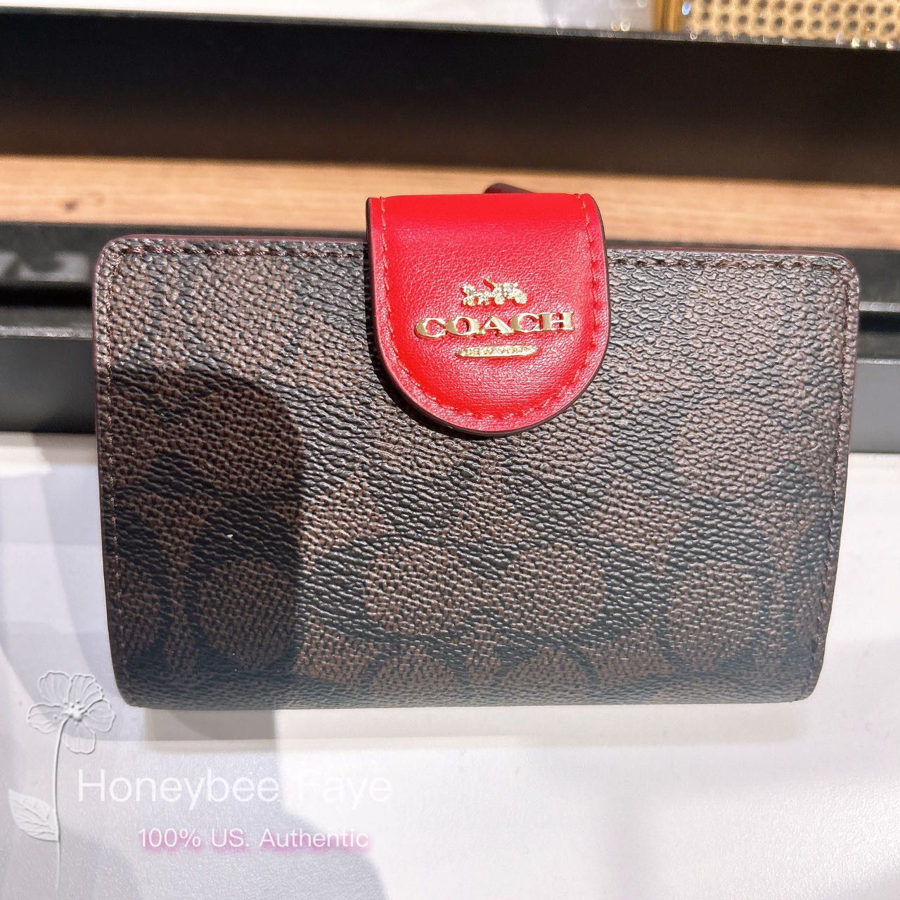 Coach Medium Corner Zip Wallet In Signature Canvas CW786 Size ONE SIZE - 1 Thumbnail
