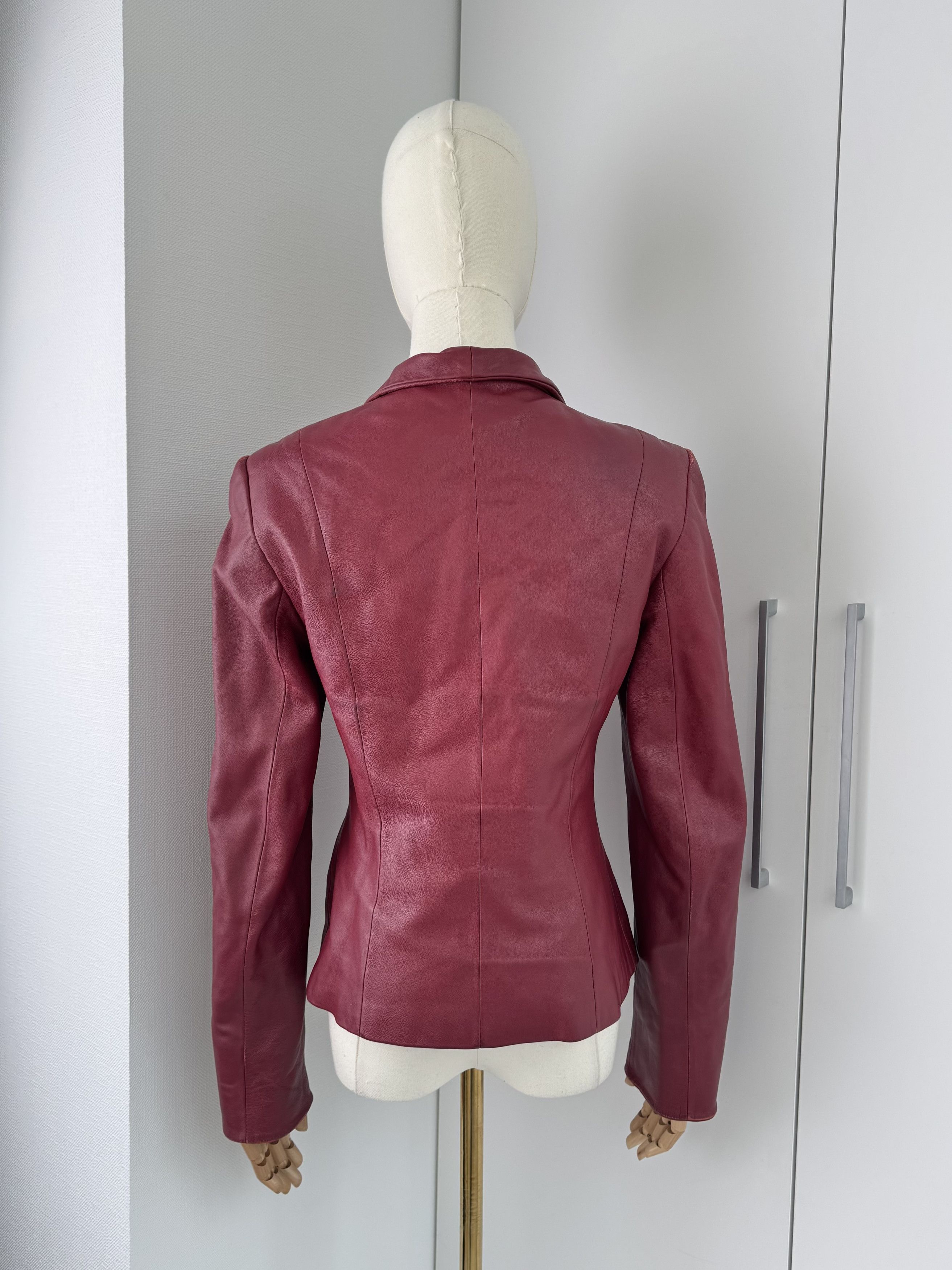 Vintage Y2K Red Leather Jacket Womens Slim Fit Zip Up Biker Style Size S / US 4 / IT 40 - 4 Thumbnail